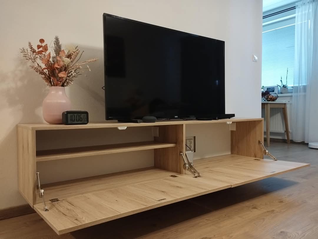 TV komoda po meri - izrada nameštaja Sofix Niš, model 12