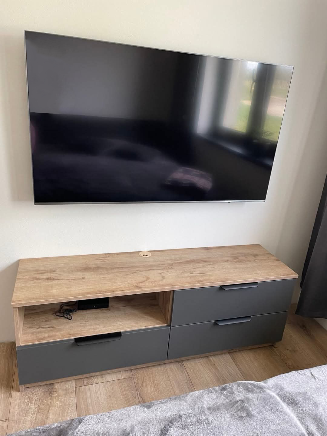 TV komoda po meri - izrada nameštaja Sofix Niš, model 25