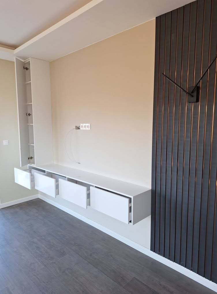 TV komoda po meri - izrada nameštaja Sofix Niš, model 28