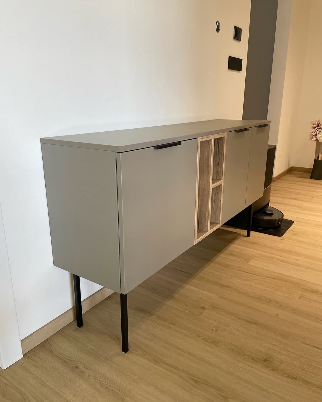 TV komoda po meri - izrada nameštaja Sofix Niš, model 36